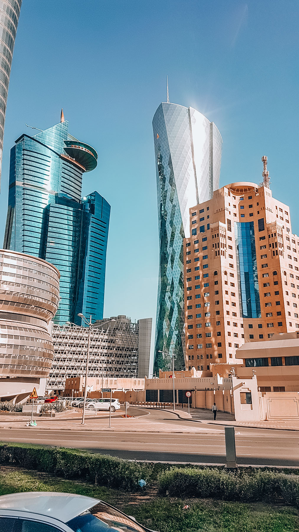 Orient Kreuzfahrt Doha Katar Ausflug Hochhäuser