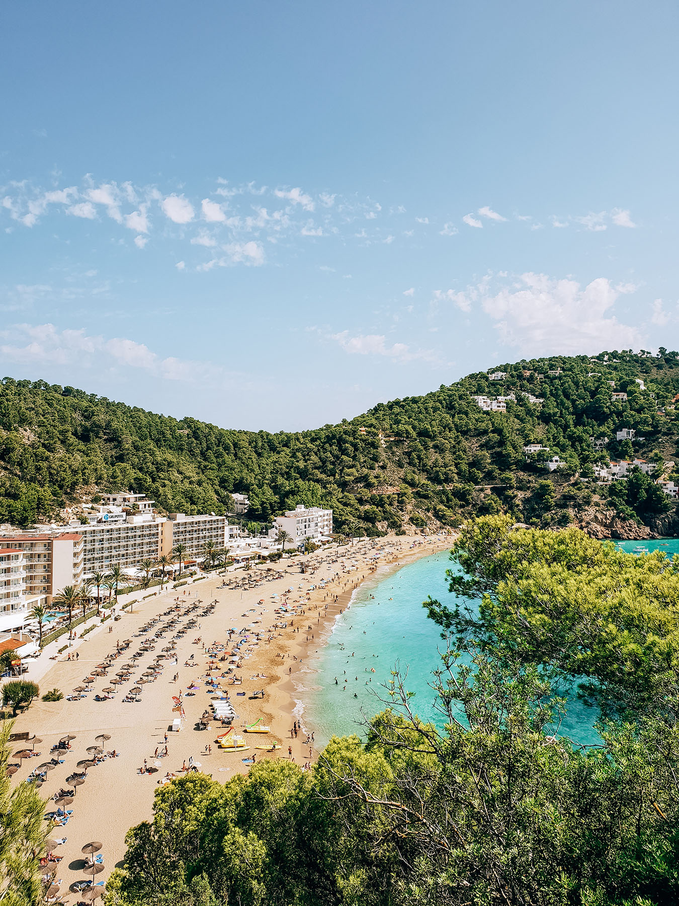 Cala Sant Vicent Ibiza Strand Aussicht