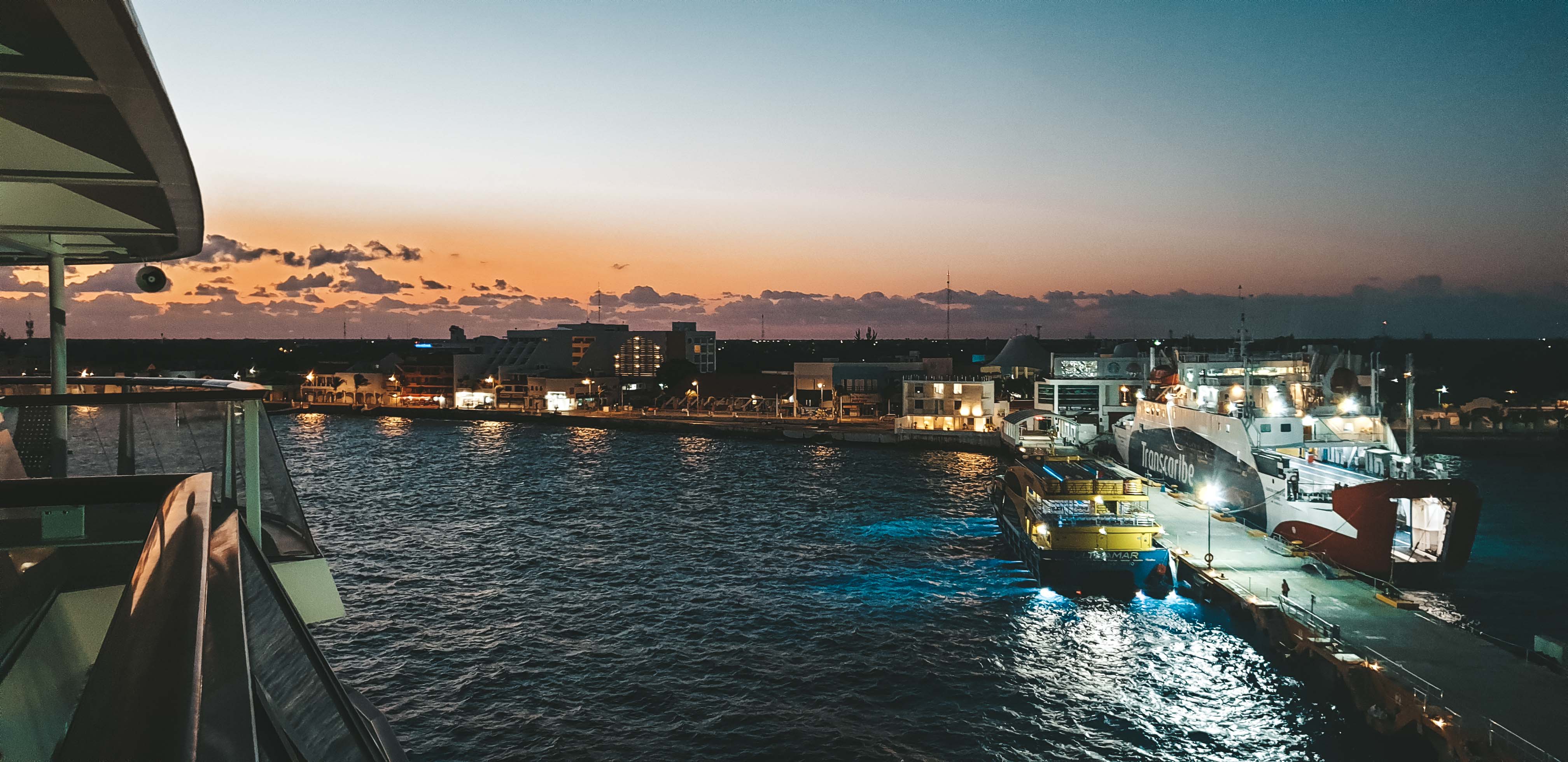 Mittelamerika Kreuzfahrt Cozumel Mexiko Hafen Sonnenaufgang